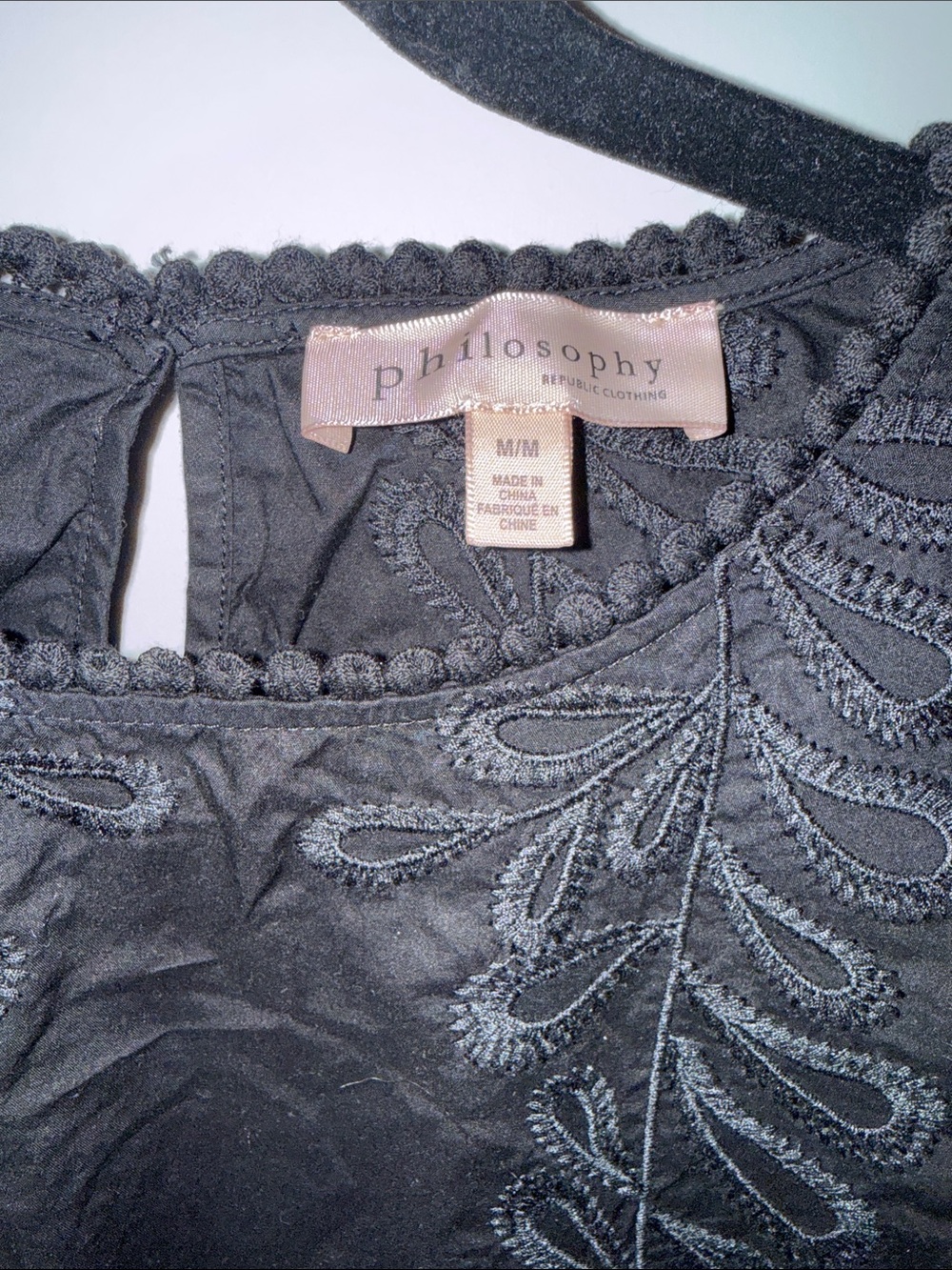 Philosophy M Women's Black Embroidered CutOut Blouse - Puff Sleeve - Picture 2 of 8